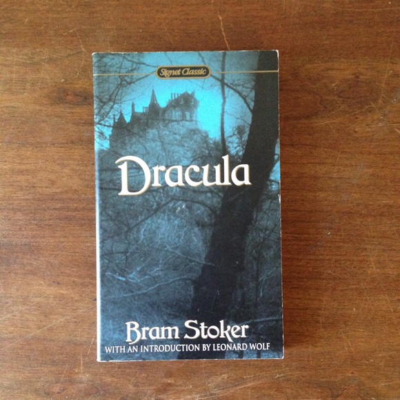 Bram Stoker “Dracula”